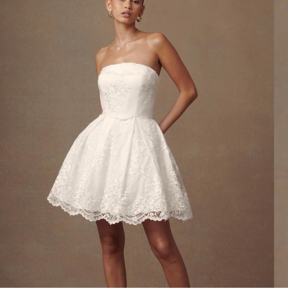Meshki Eileen Lace Mini Dress Size S